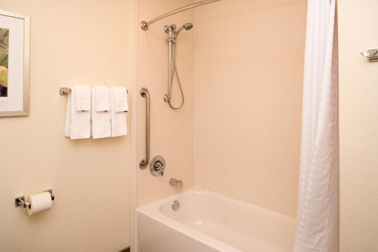 Candlewood Suites Carlsbad, An Ihg Hotel Extérieur photo