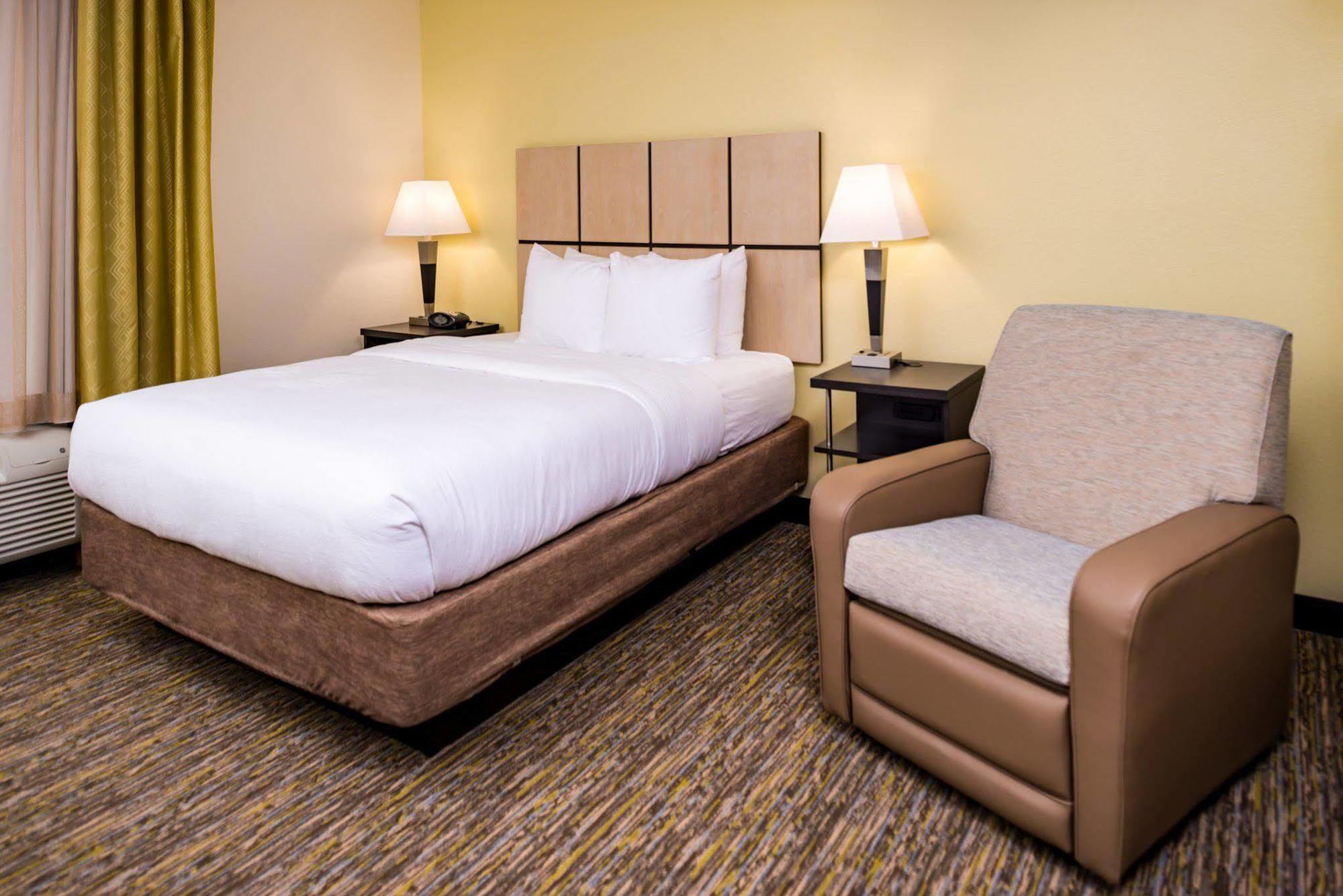 Candlewood Suites Carlsbad, An Ihg Hotel Extérieur photo