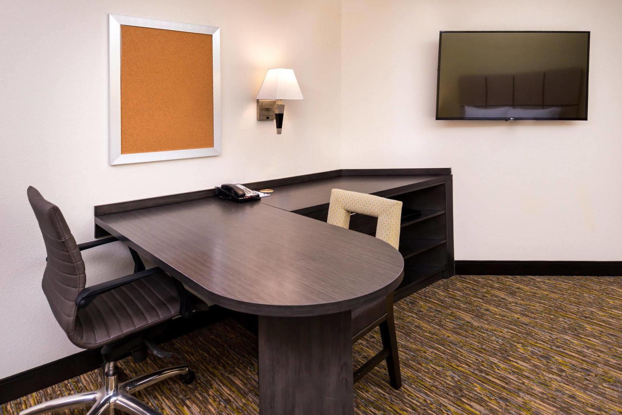 Candlewood Suites Carlsbad, An Ihg Hotel Extérieur photo