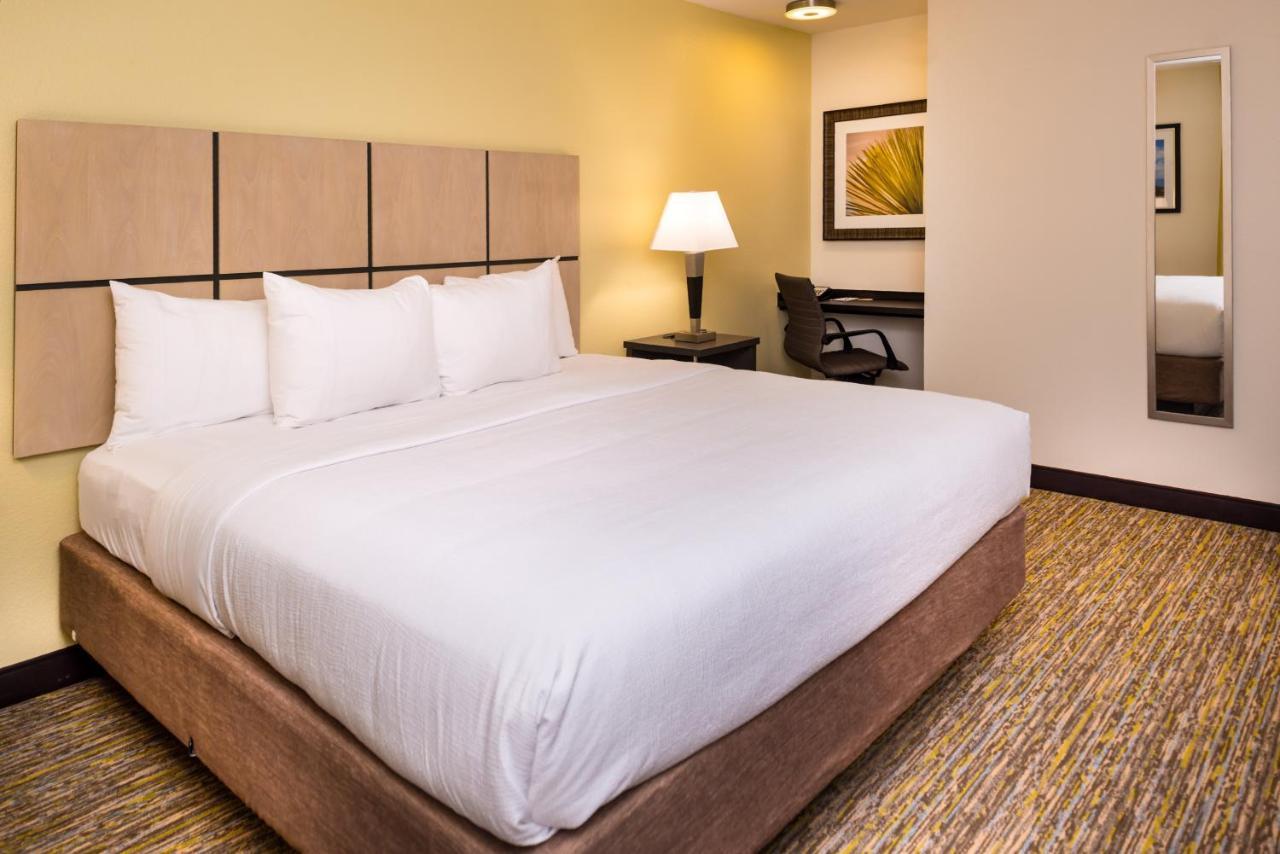 Candlewood Suites Carlsbad, An Ihg Hotel Extérieur photo